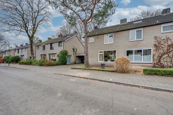 07_FUNDA_DREESSTRAAT 11_RIJEN.jpg